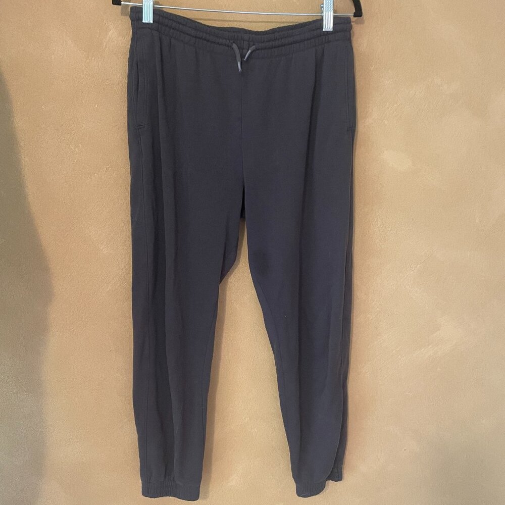 Grey low rise sweatpants